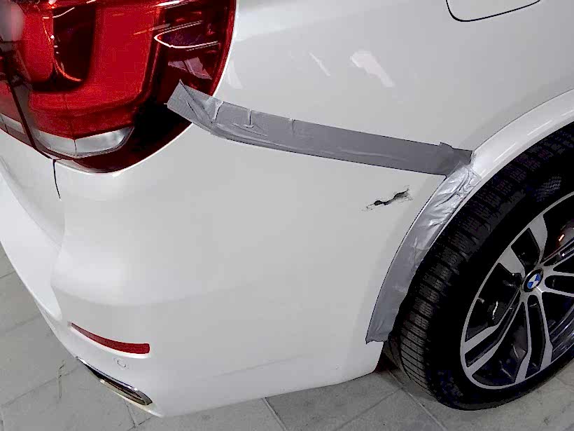 Локальный ремонт бампера BMW x5 (перламутр)